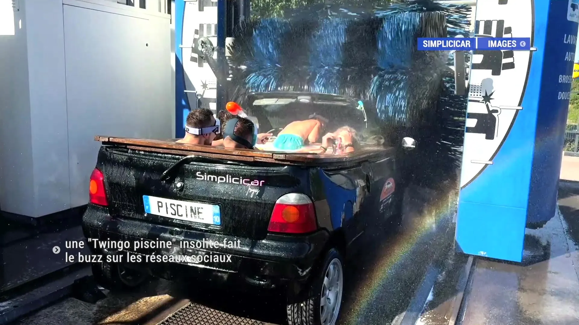twingo transformée en piscine