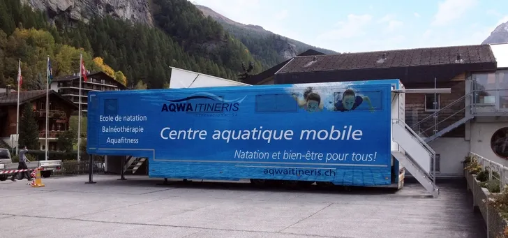 Camion piscine Aqwa Itineris en tournée dans le Pays d’Arles