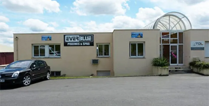 Dufour Piscines & Spas, point de vente EVERBLUE inaugure son nouveau magasin près d'Angoulême