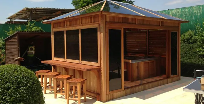 Un gazébo plein de charme pour abriter votre spa