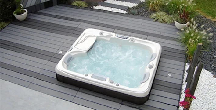Le nouveau spa CAPRI de Sundance Spas en version 880