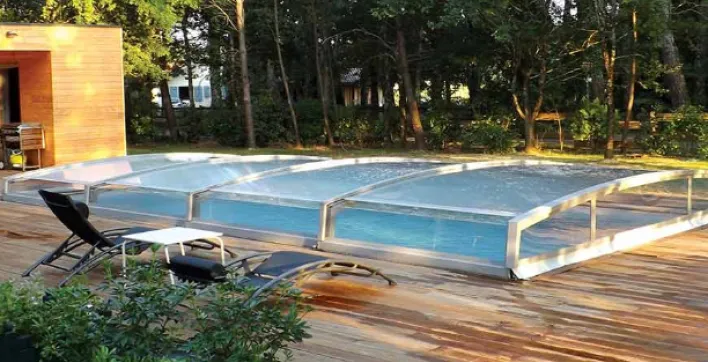 Abris de piscines : Azenco vous invite à deux jours de déstockage