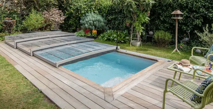 Bon plan équipements piscine : Abris, PAC et traitement de l’eau en promo avec Magiline