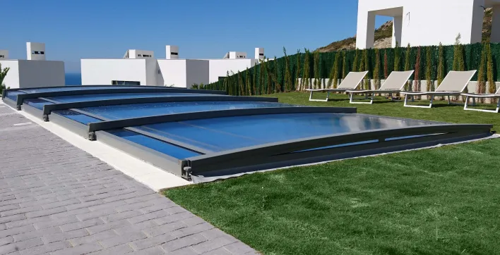 Azenco reprend votre ancien abri de piscine !