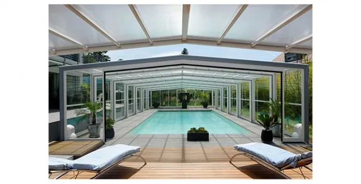 C'est le moment d'opter pour un abri de piscine !