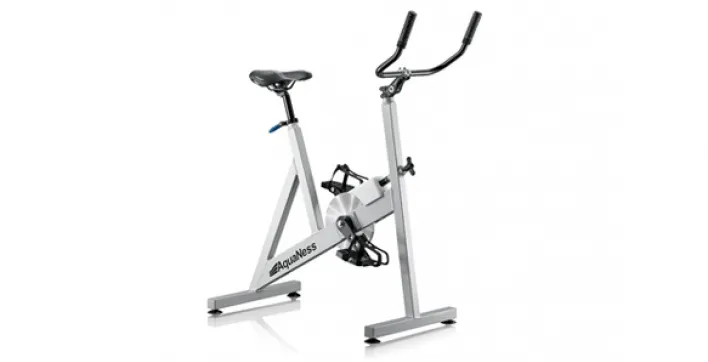 Surfez sur la vague de l’aquafitness en piscine comme en spa