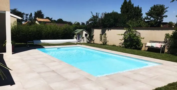 Aquilus propose des formules d’installation de piscine « à la carte »