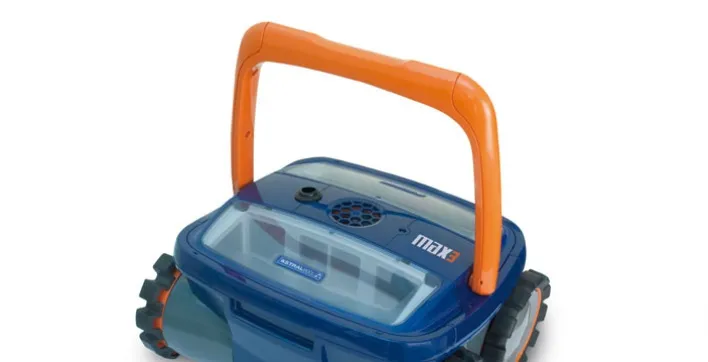 Un robot 4 X 4 nettoyeur de fond de piscine