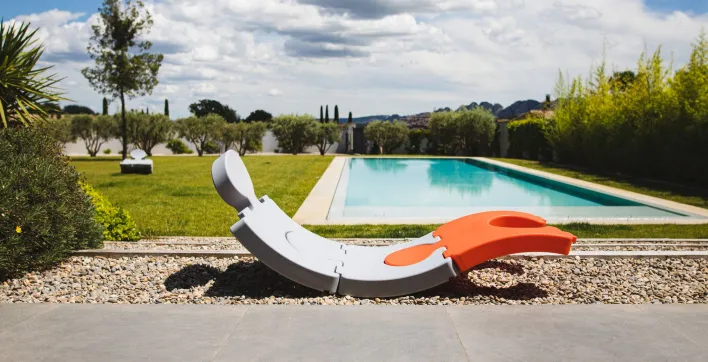 Accessoire piscine : Hoom, les bains de soleil flottants