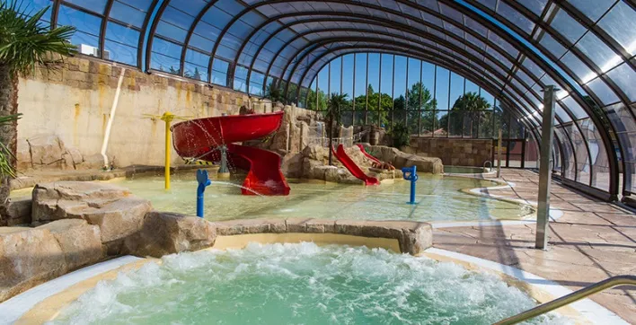 Le plus grand complexe aquatique en camping s'équipe en matériels BAYROL