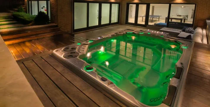 Un spa éclairé pour la rentrée.
