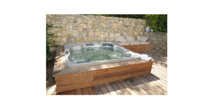 L’espace et le confort d’un spa familial