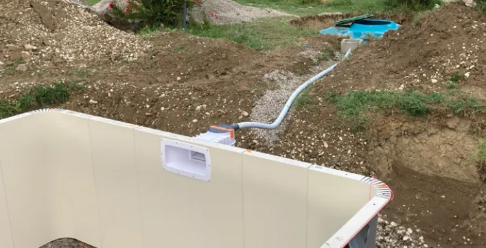 Récupérer l’eau excédentaire de sa piscine avec le récupérateur d’Aquilus