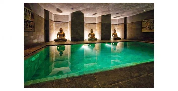 Filtrez votre eau de piscine comme un pro avec la filtration Astra Glass d'EVERBLUE