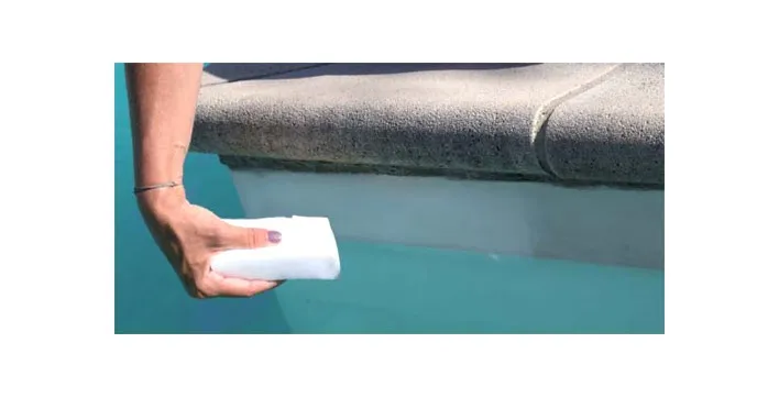 La gomme magique pour piscine et spa