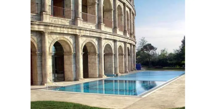Couvertures de piscine à lames « sans bouchons »