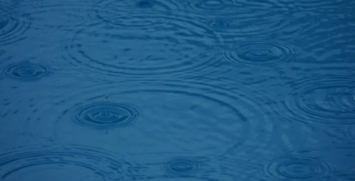 Hivernage de piscine : quand est-ce que ça commence ?