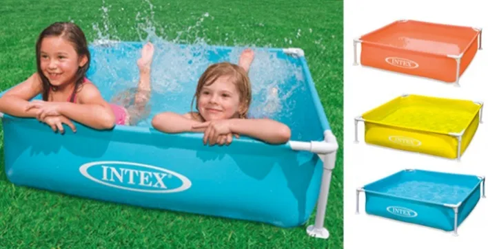 Une piscine pour enfant haute en couleur !