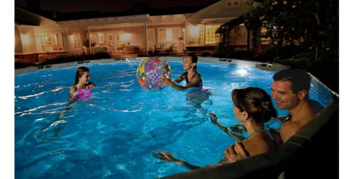Le spot de paroi magnétique INTEX pour les piscines hors sol