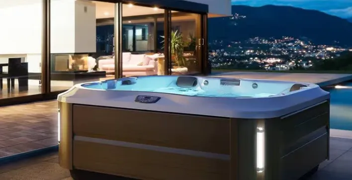 Un Jacuzzi 4 places avec un crédit à 0 % pour un été réussi