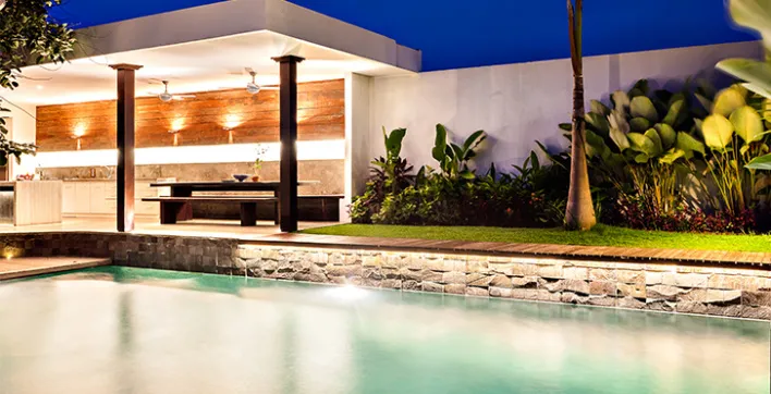 Eclairage piscine : Les luminaires Seamaid garantis plus longtemps grâce au Service +