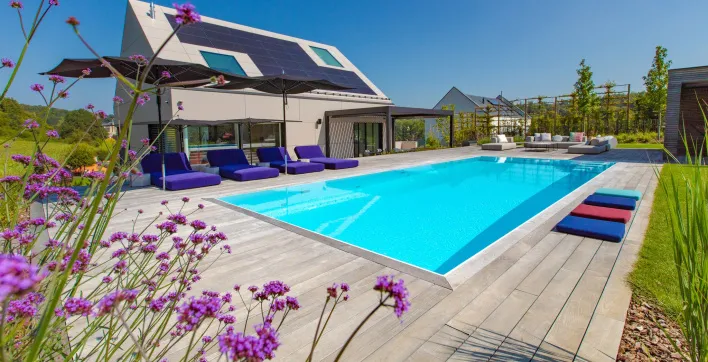 Belles piscines : Niveko, des bassins modernes et élégants