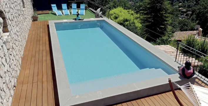 Piscine coque : Le modèle Fontagne, valeur sûre de Génération Piscine