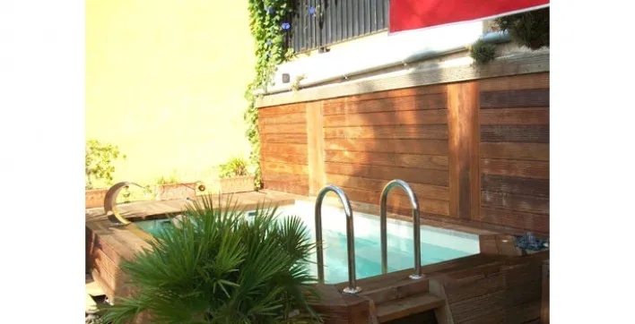 Les petites piscines bois se logent partout