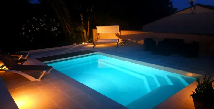 Près de 650 € d’économies pour l’achat d’une piscine coque Aboral