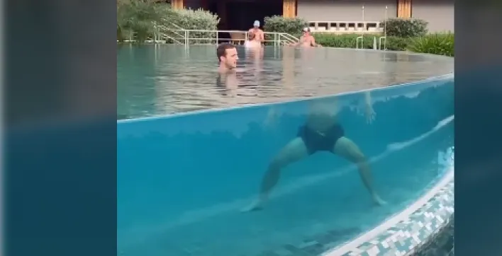 La piscine qui fait perdre la tête !