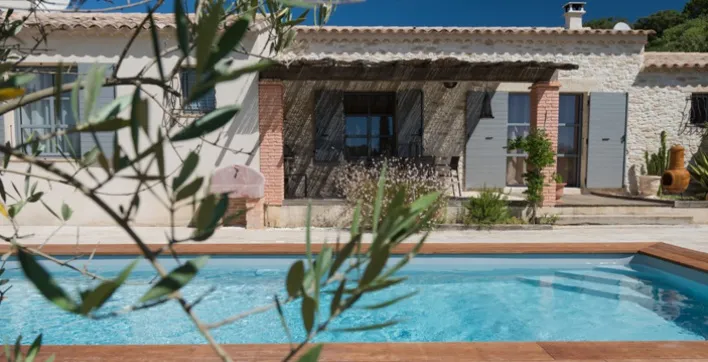 Réalisation d’une piscine Aquilus à Uzès