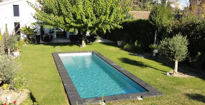 Le fabricant de piscine polyester, Génération Piscine, optimise sa diffusion.