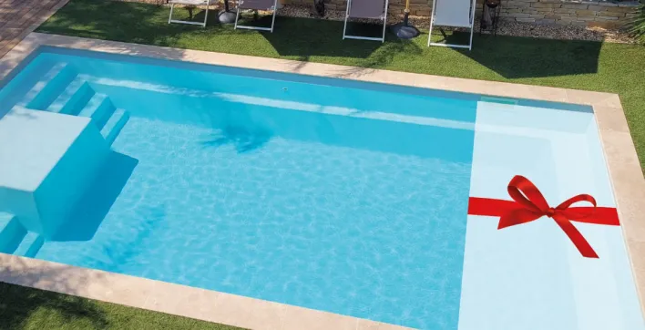 Un mètre de longueur offert sur votre piscine coque avec Alliance Piscines