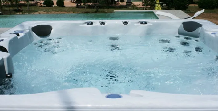Laissez-vous tenter par la gamme de spas de Renai’Sens