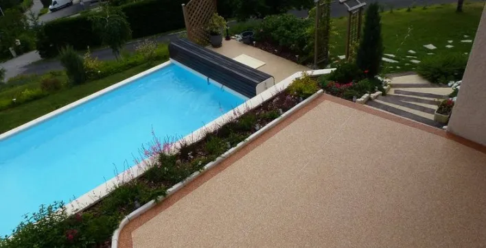 Créateur de sols et murs « sans raccord »