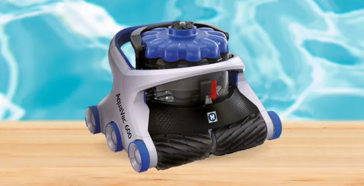 Le robot de piscine Aquavac 650 disponible dans le réseau Aquilus