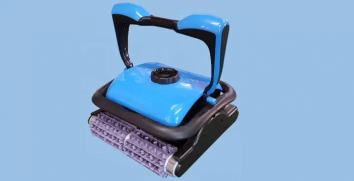 Nouveau robot de piscine chez FELI