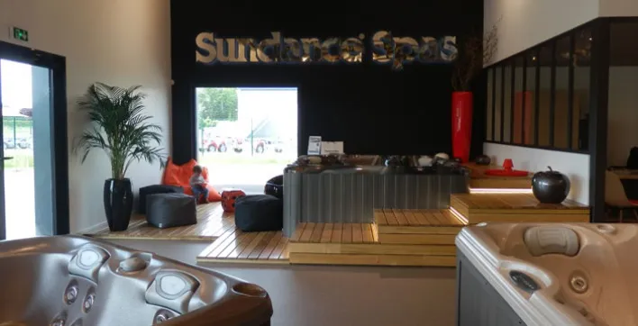 Un nouveau showroom Sundance Spas en Gironde