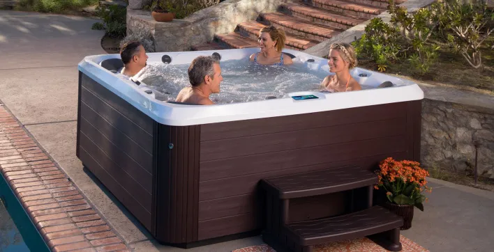 Les spas de 2 à 7 places de la gamme Garden Leisure Hot Tubs