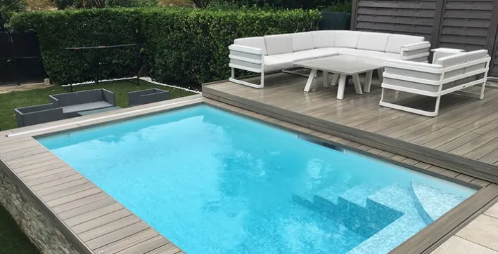 Terrasse mobile pour piscine : zoom sur le modèle Stilys d’EC’CREATION