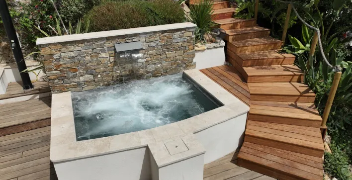 Trophées de la piscine 2022 : Le palmarès des plus beaux spas dévoilé