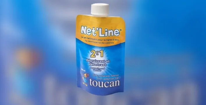 Nettoyer la ligne d’eau de sa piscine avec Net'Line de Toucan