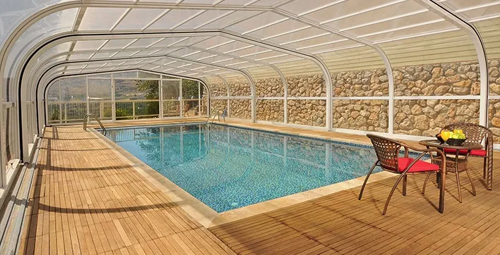 Les abris hauts « résidentiels » : une véritable pièce à vivre !