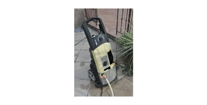 Typhon, un nouvel aspirateur à effet Venturi haute pression pour sable et eau, pour les piscines, citernes, caves…