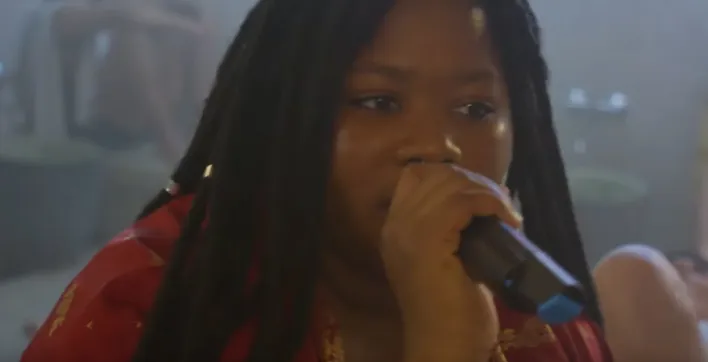 Uzi Freyja en concert dans un hammam