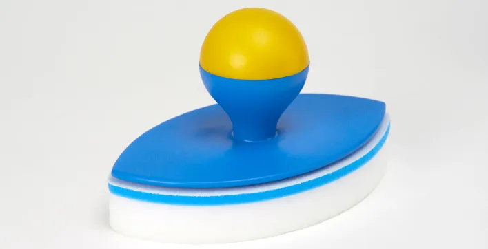 Gomme magique pour nettoyer la piscine