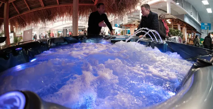 Un spa exposé au salon Piscine & Jardin de Marseille 2023